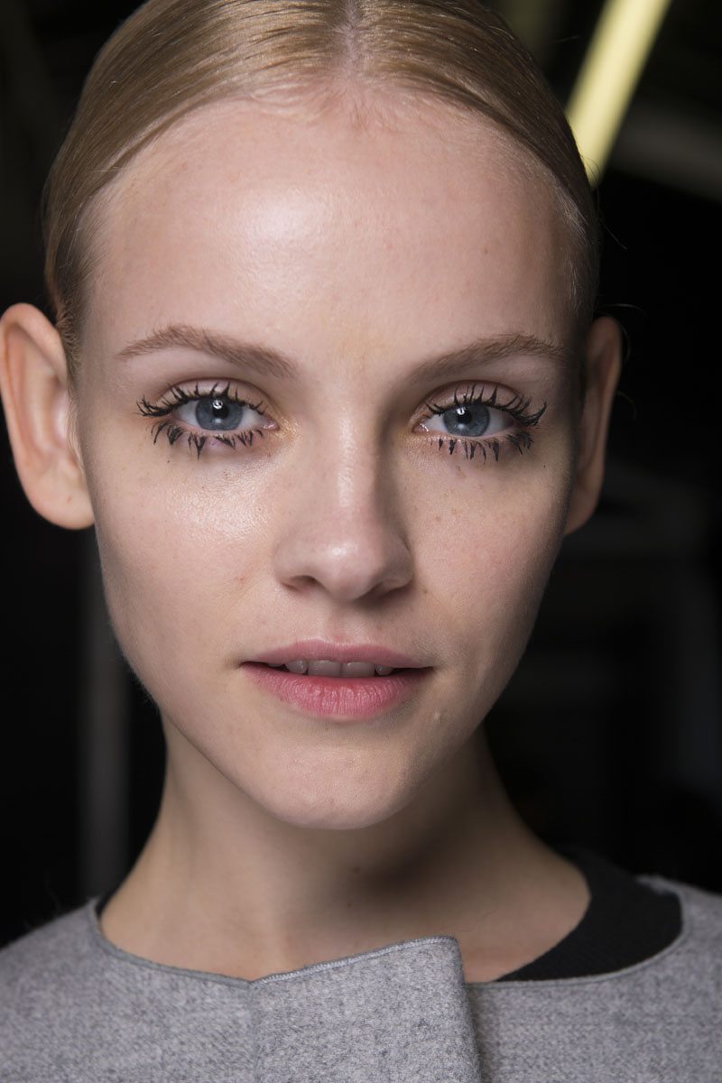 clumpy mascara trend