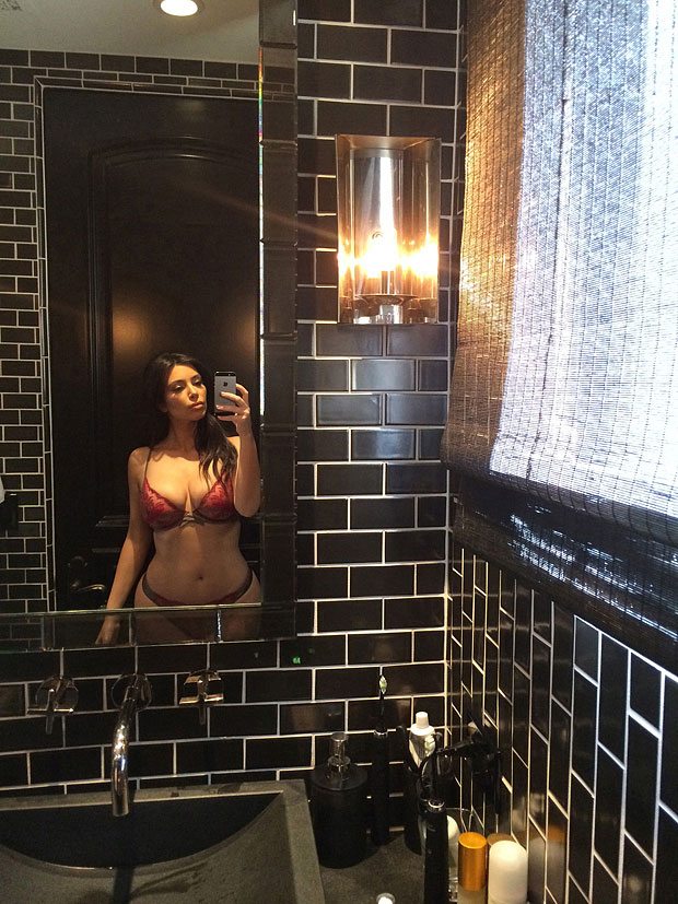 Kim Kardashian Selfish
