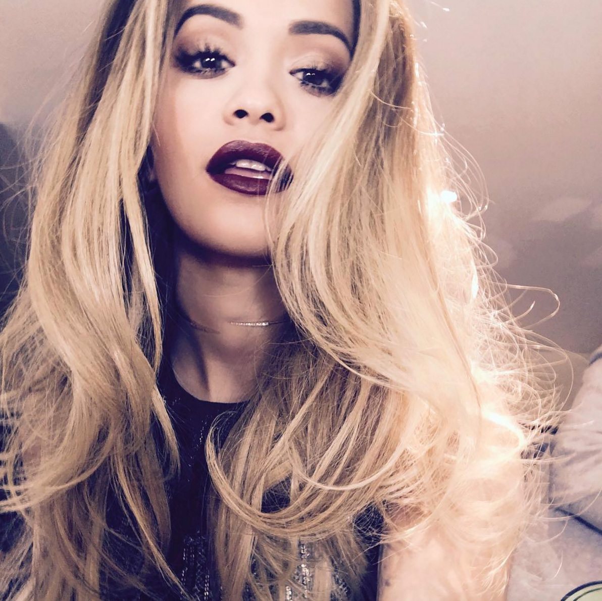lip colour valentines day 2016 bordeaux rita ora