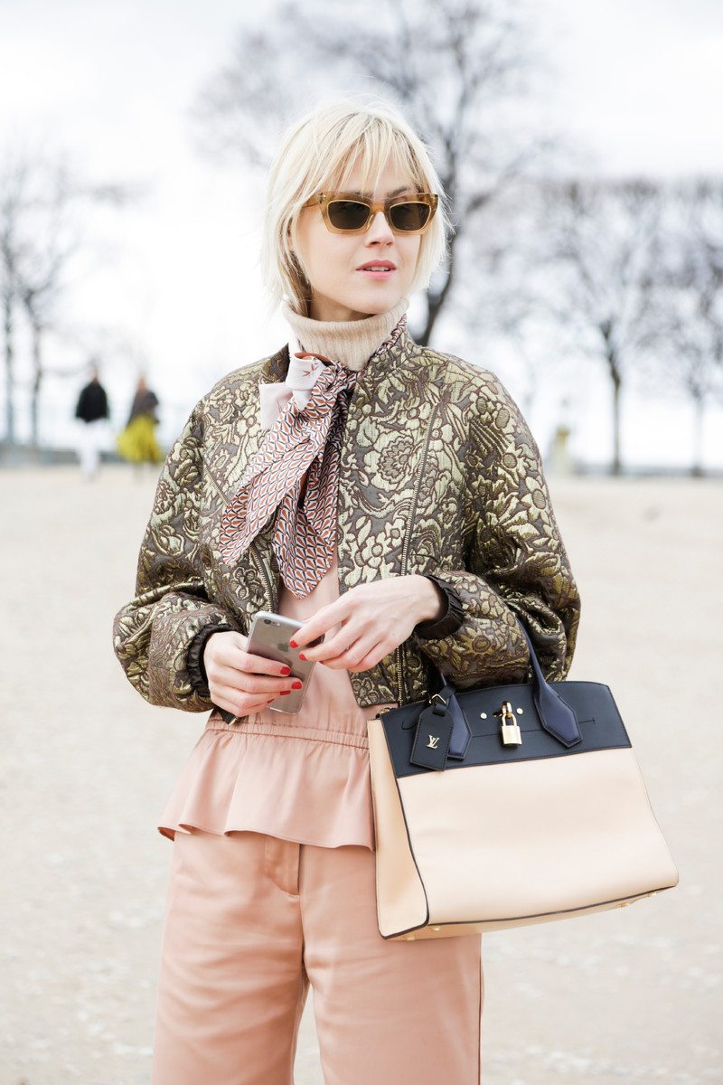 Street style paris fashion week best looks fall 2016
