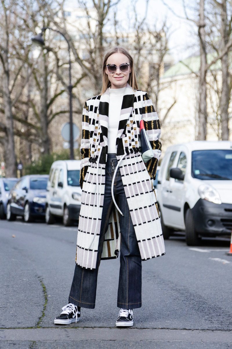 Street style paris fashion week best looks fall 2016