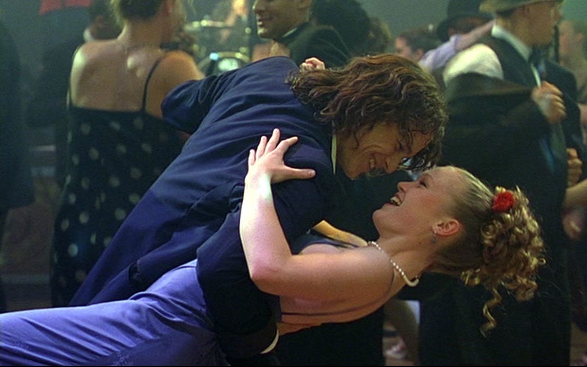 stylish-prom-moments-in-tv-and-film-13