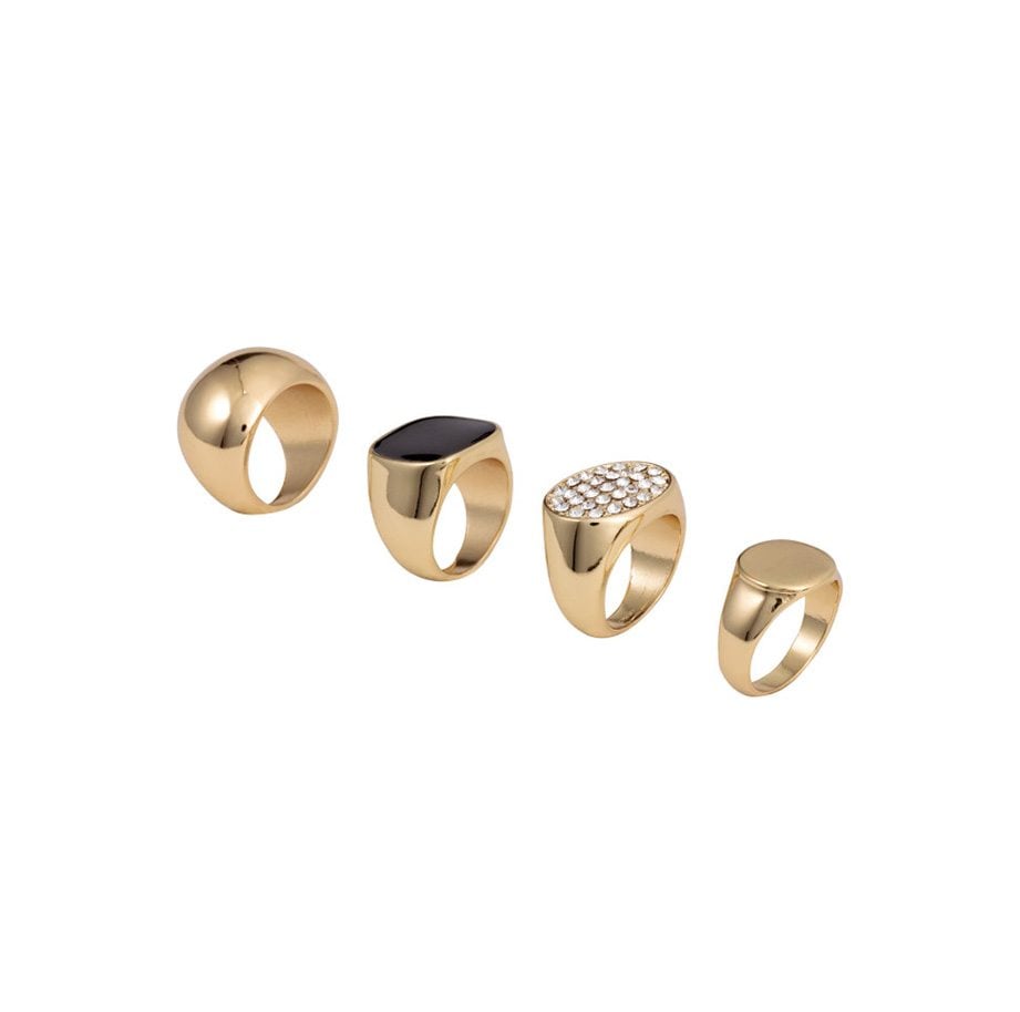 6 of our favourite pinky rings