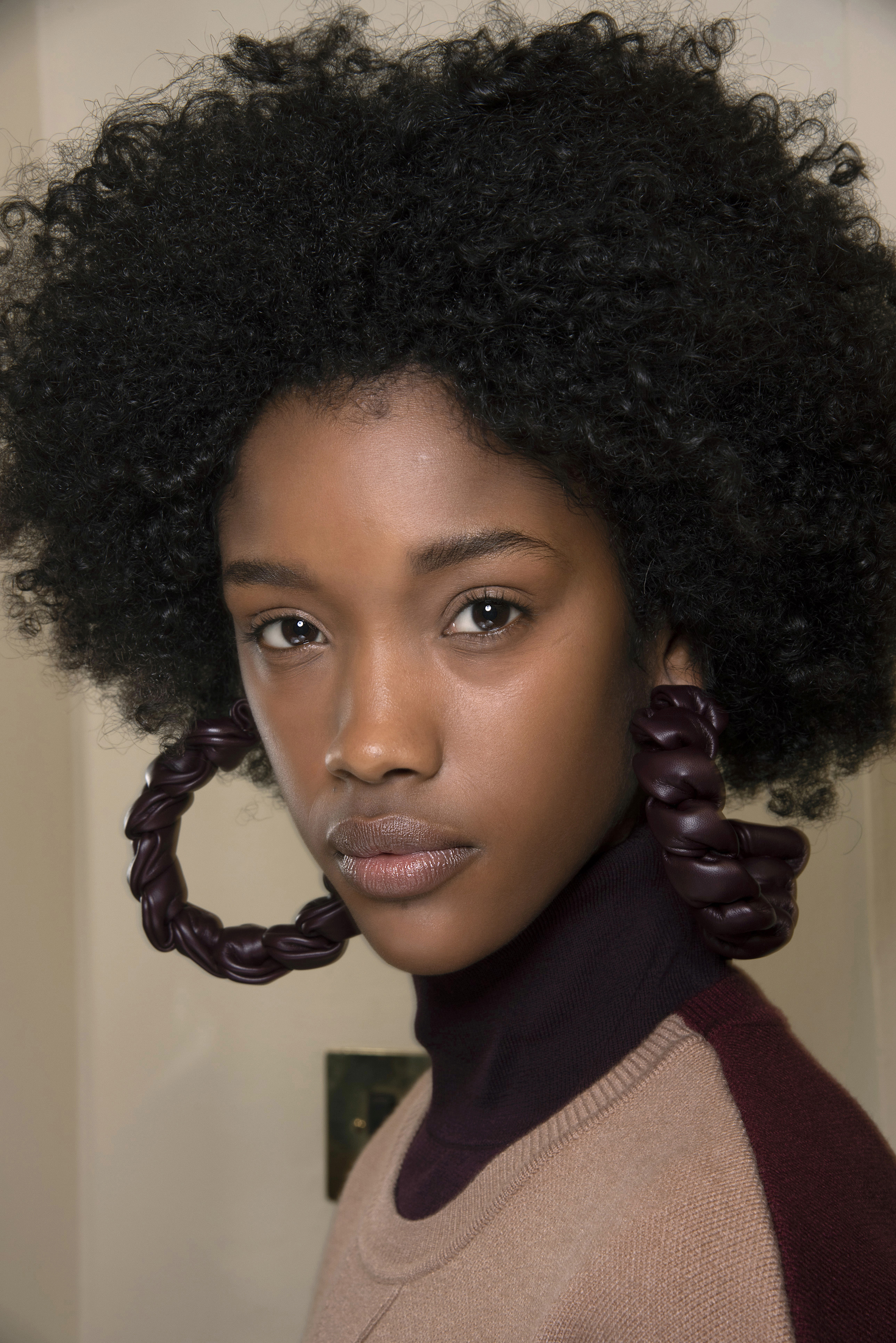 Curly Hairstyles To Try From the Autumn/Winter 2020 Runways 