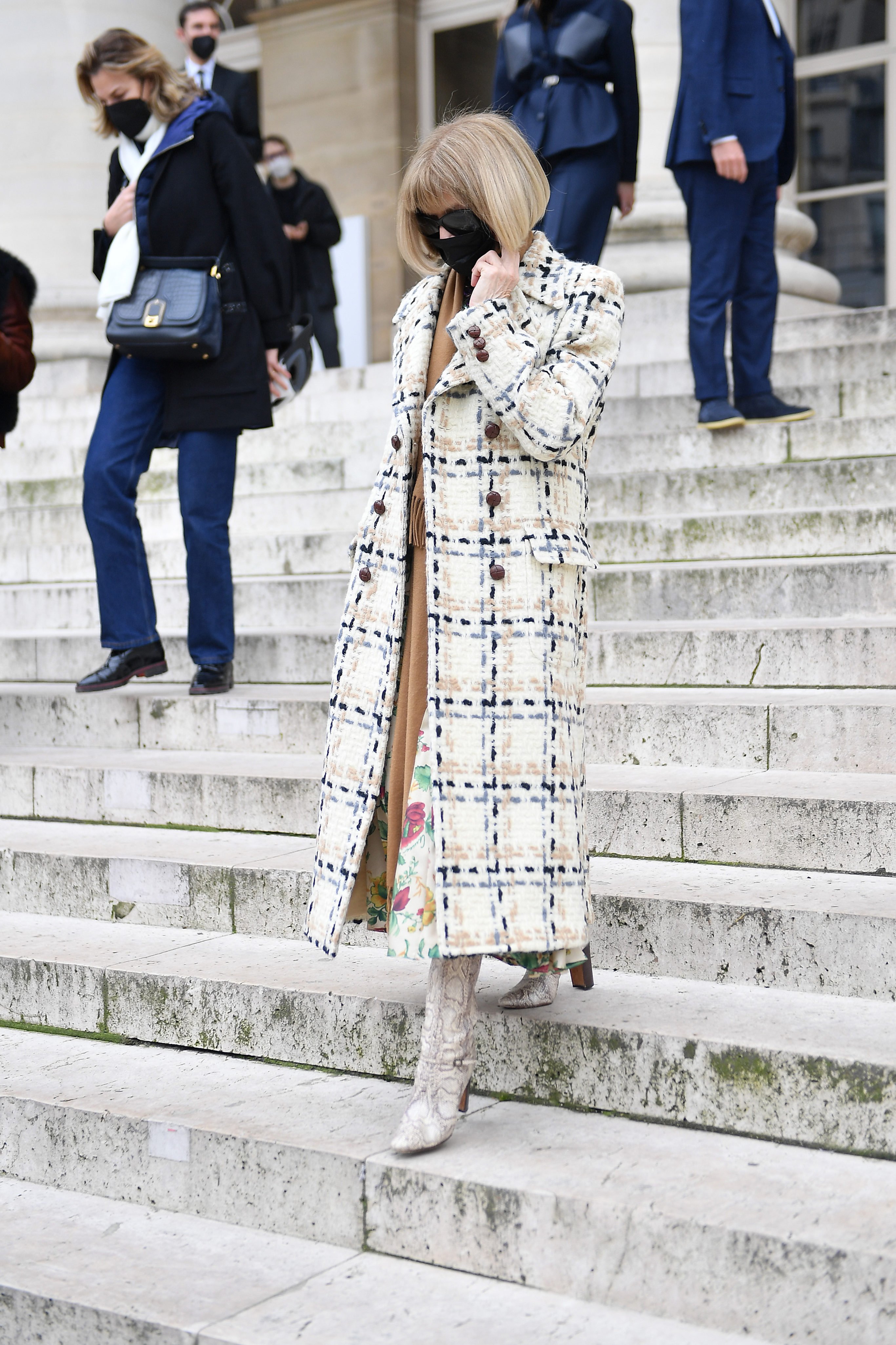 couture week 2022 street style