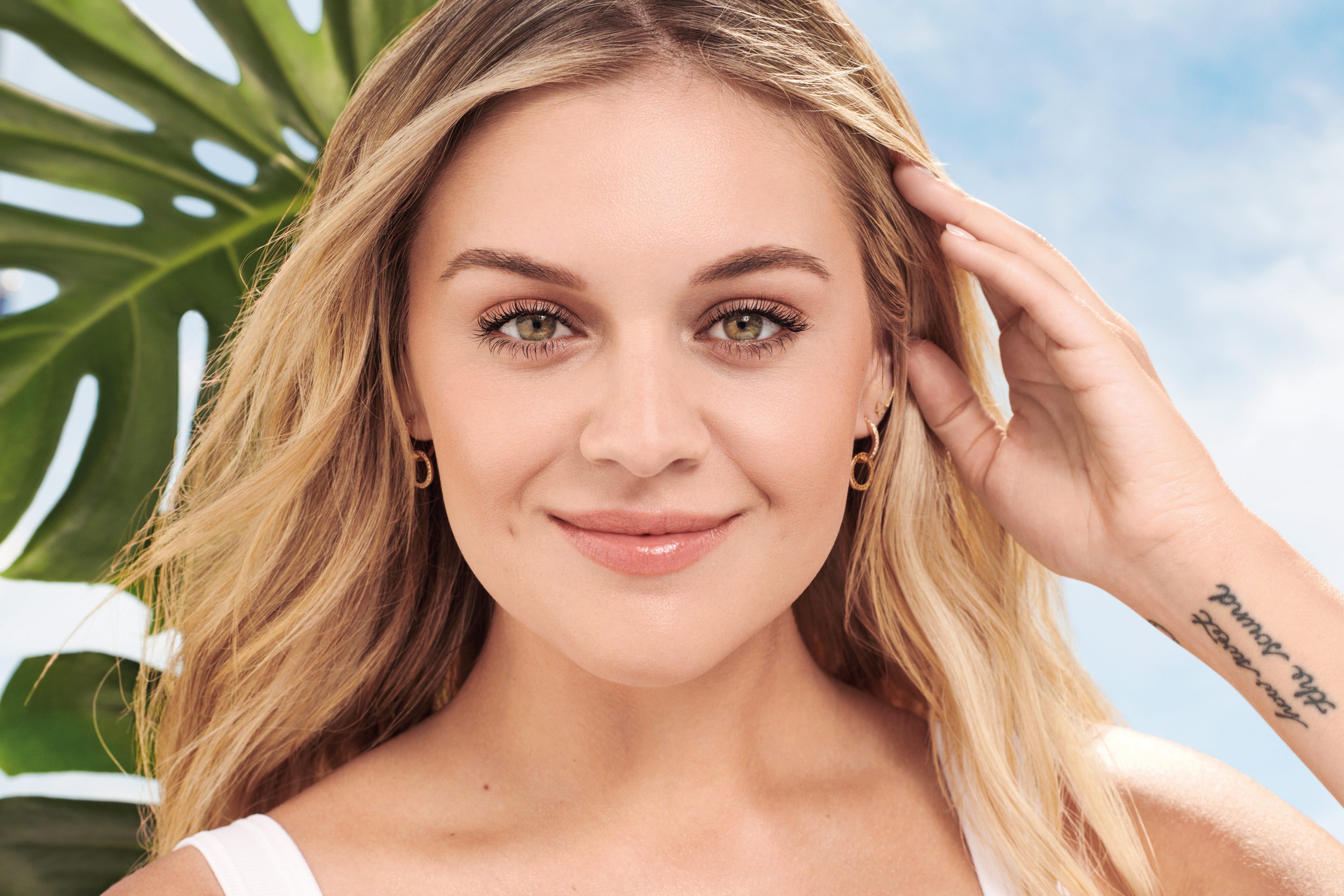 Kelsea Ballerini on the Power of Manifestation and Makeup - FASHION Magazine