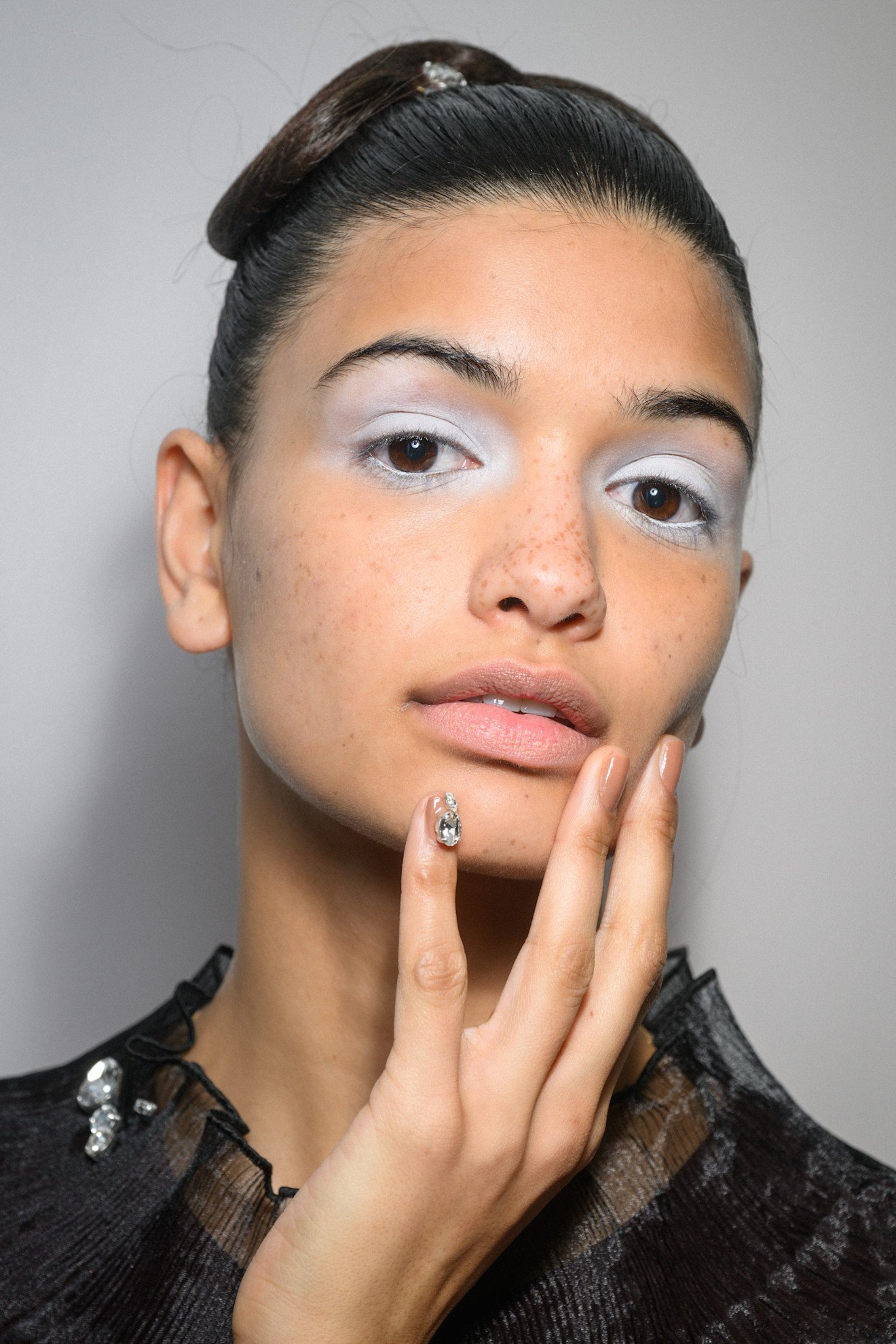 spring nails, spring nail designs: bejewelled
