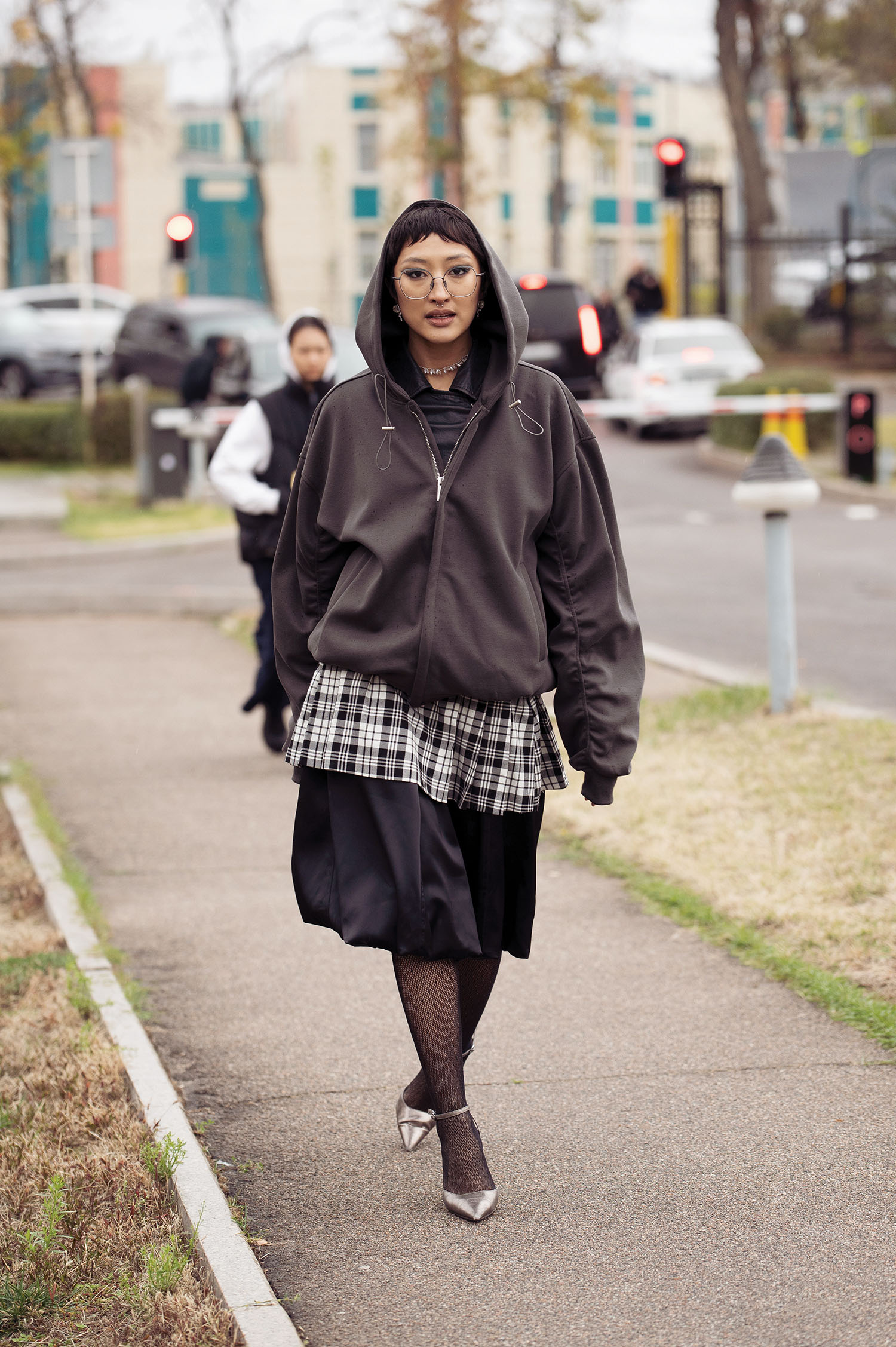 flattering clothes and personal style, street style