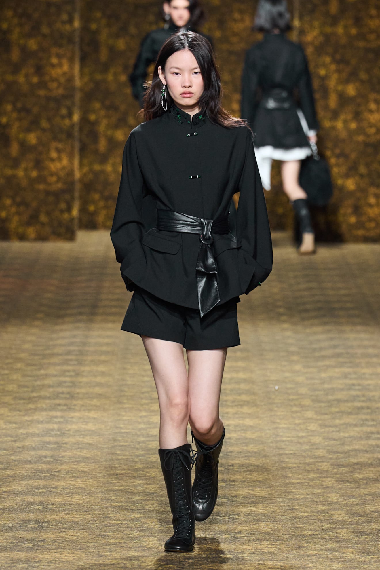 Shiatzy Chen belt trends 2026