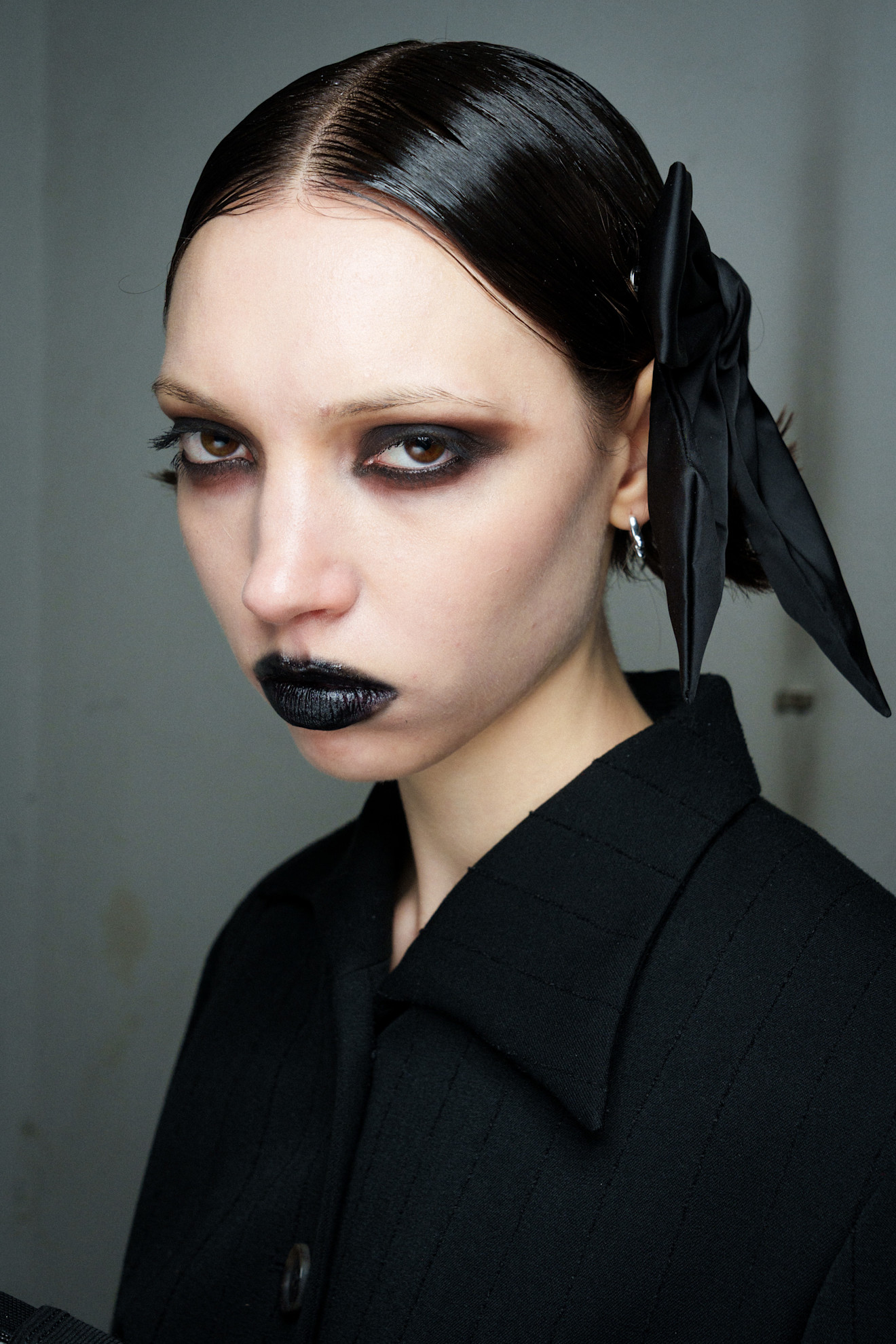 Avavav party girl makeup, personal style