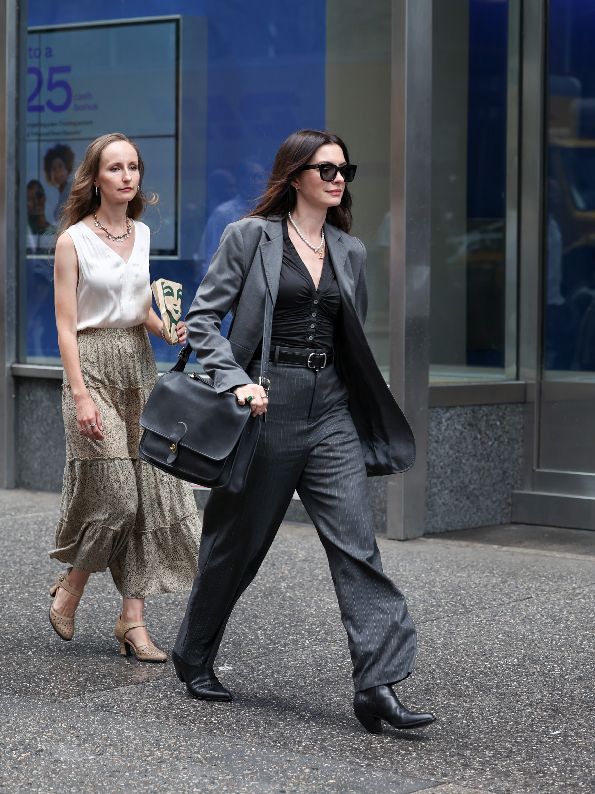 anne hathaway andy sachs the devil wears prada 2 filming