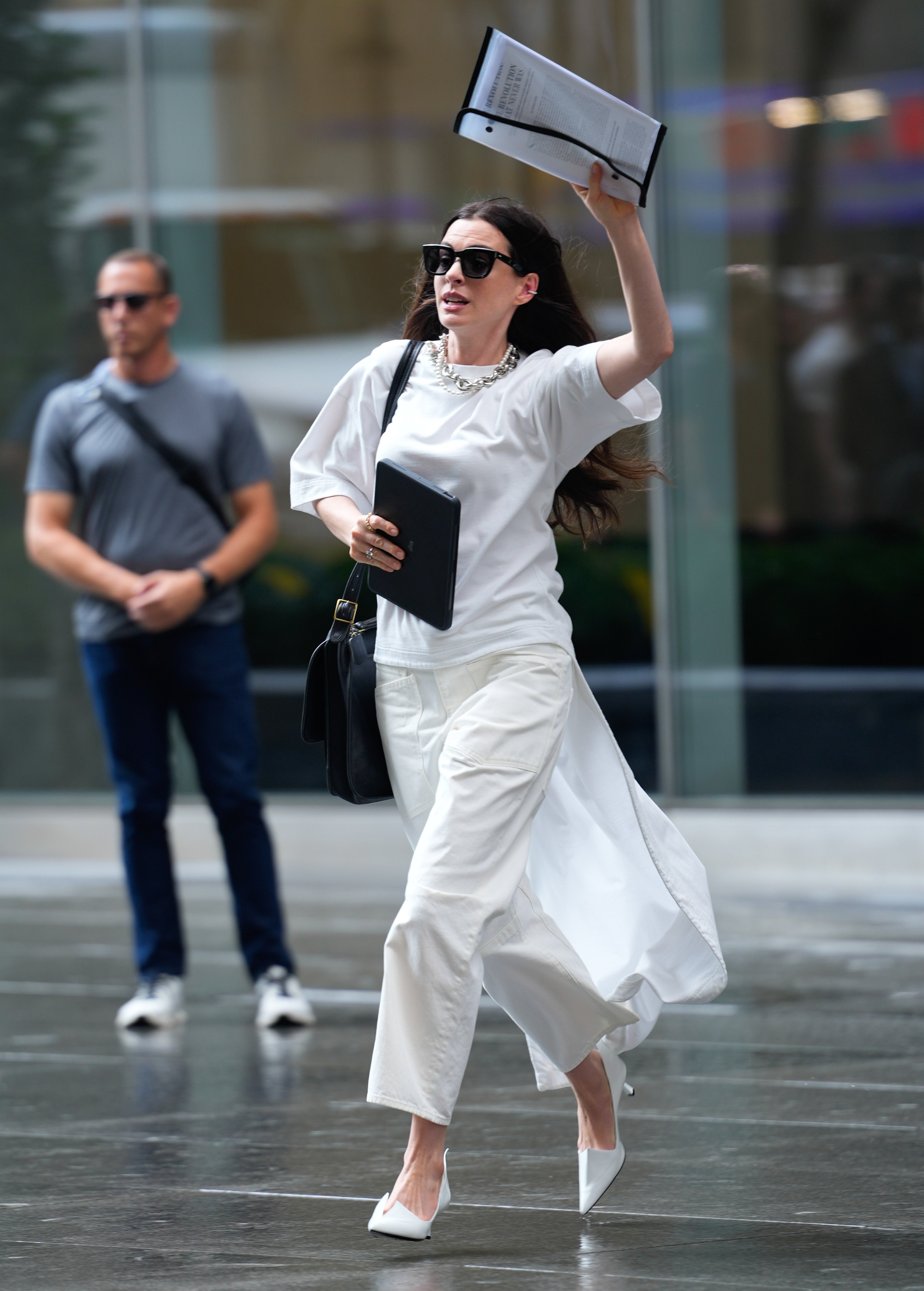 anne hathaway andy sachs the devil wears prada 2 filming
