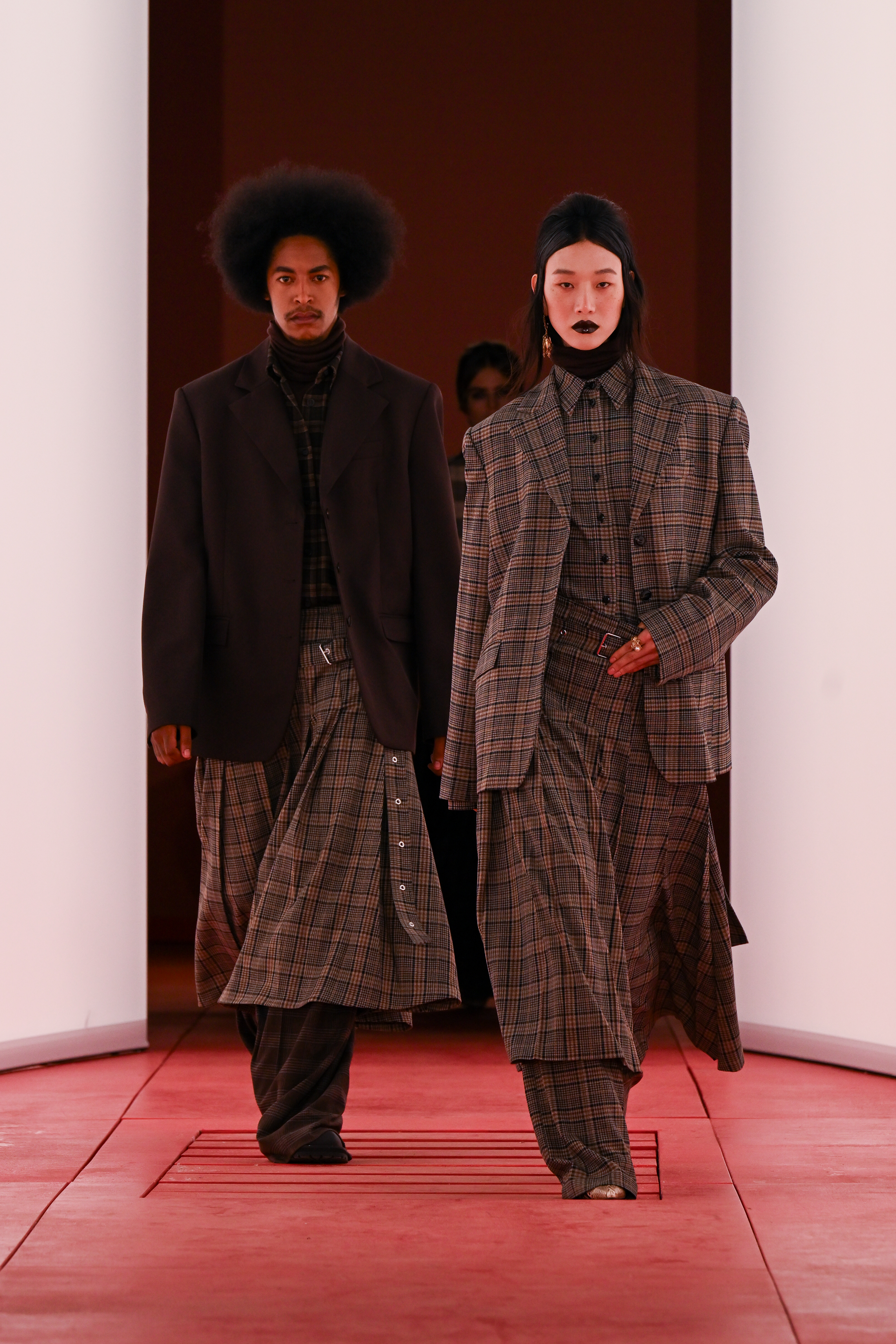 h&m fashion week london show