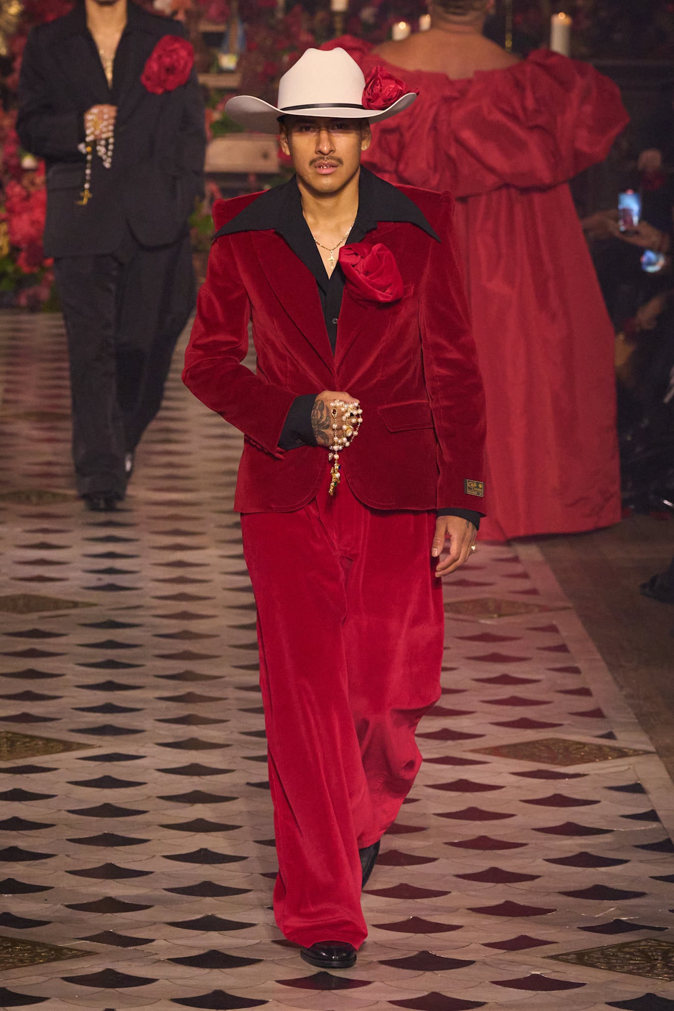 men's fall fashion colour trends: red, willy chavarria fall 2025 menswear