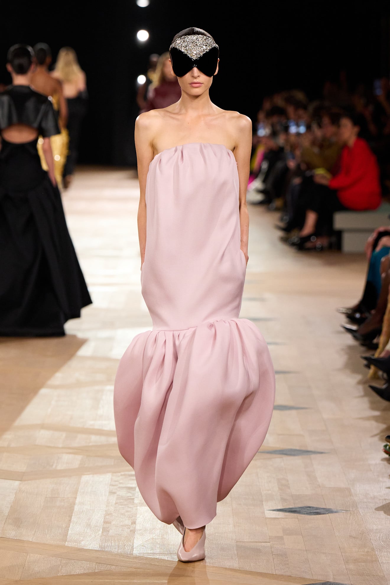 balenciaga spring 2026 trends