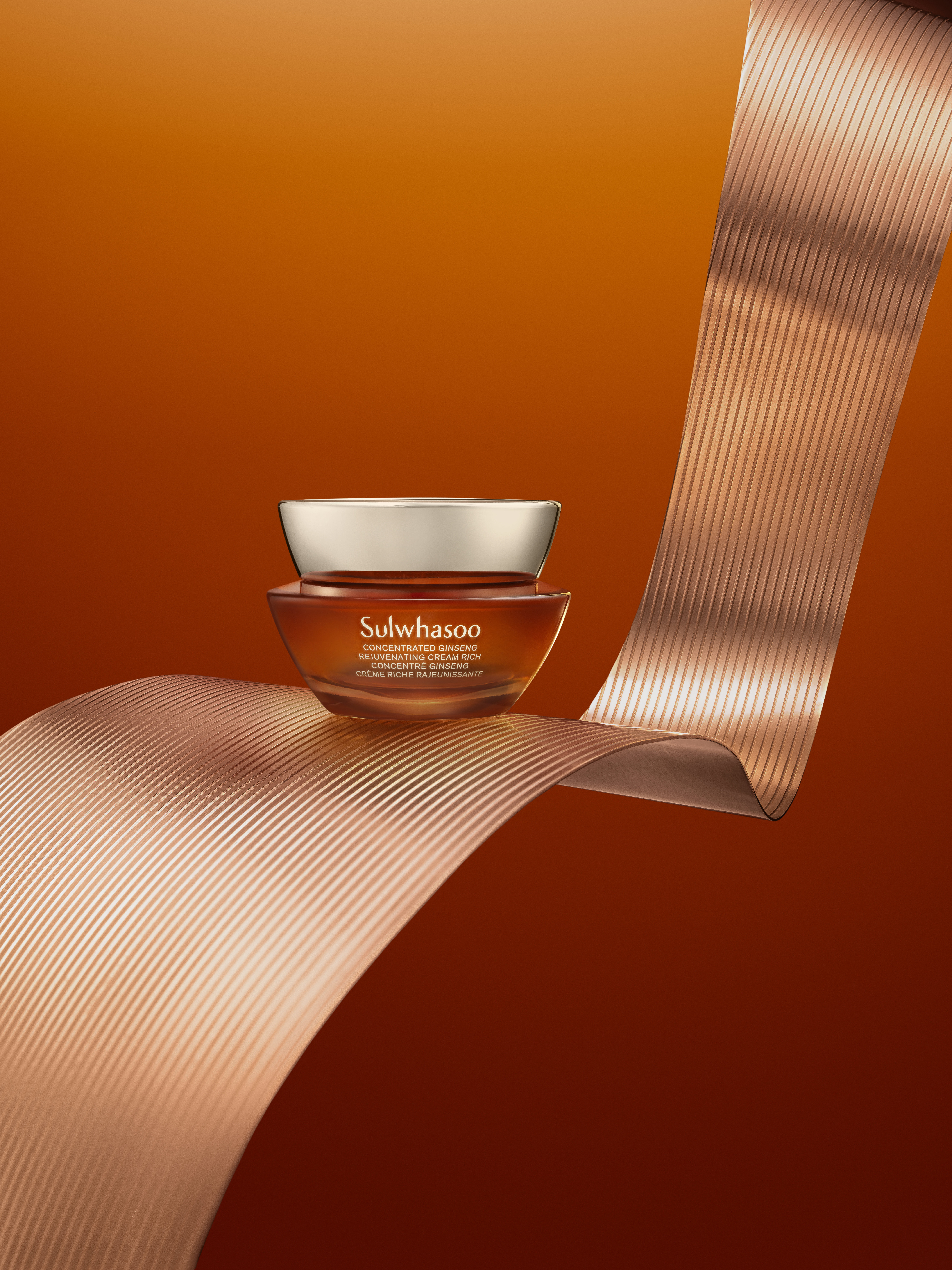 Sulwhasoo Concentrated Ginseng Rejuvenating Cream: Ginsenomics™, a patented ingredient powered by a rare ginseng saponin