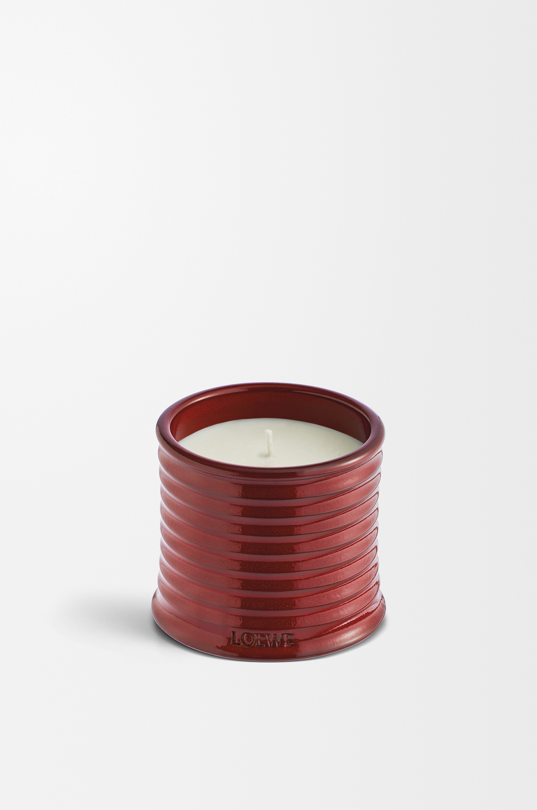 best host gifts, unique hostess gifts: loewe sweet almond candle