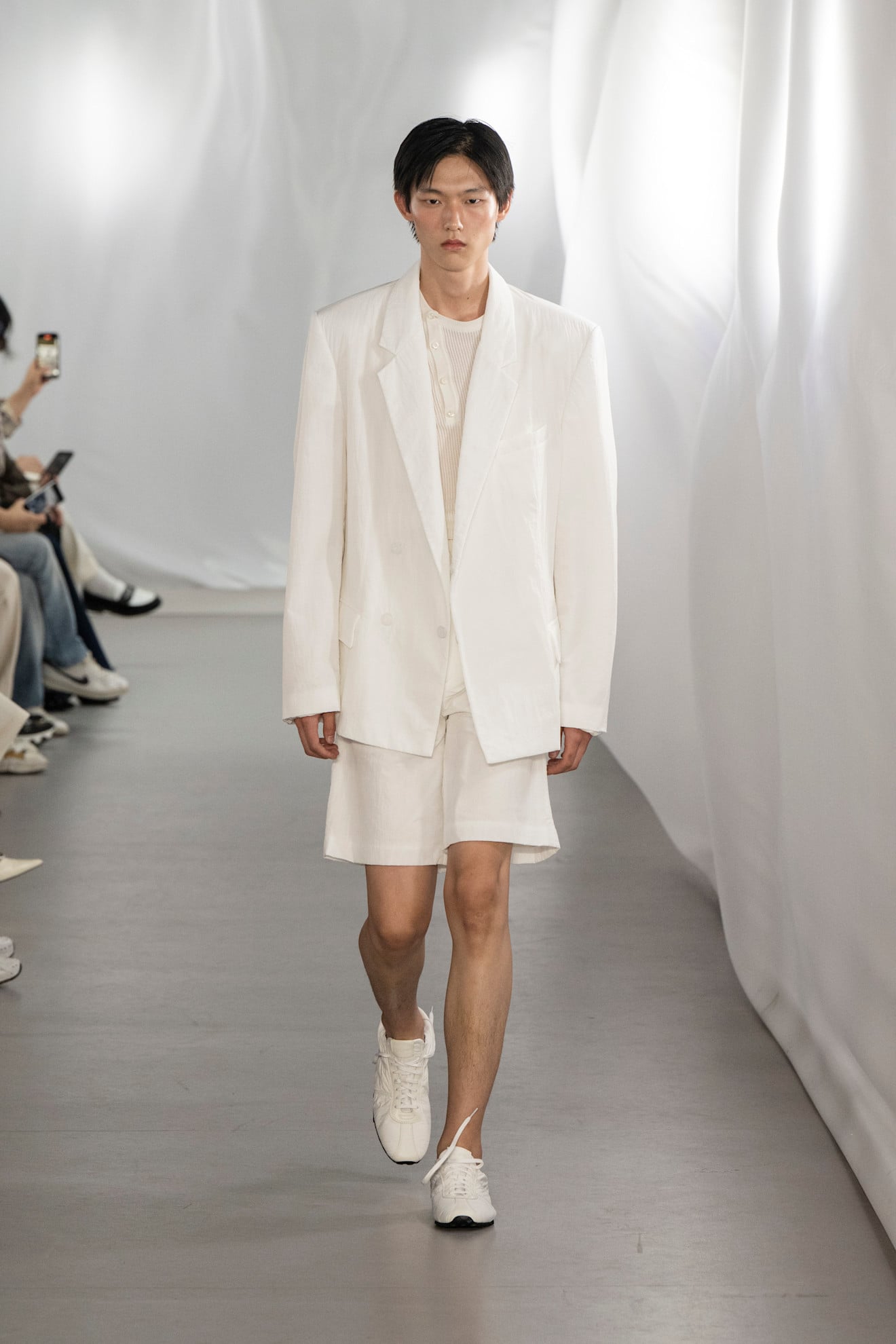 Pantone Colour of the Year 2026 Cloud Dancer