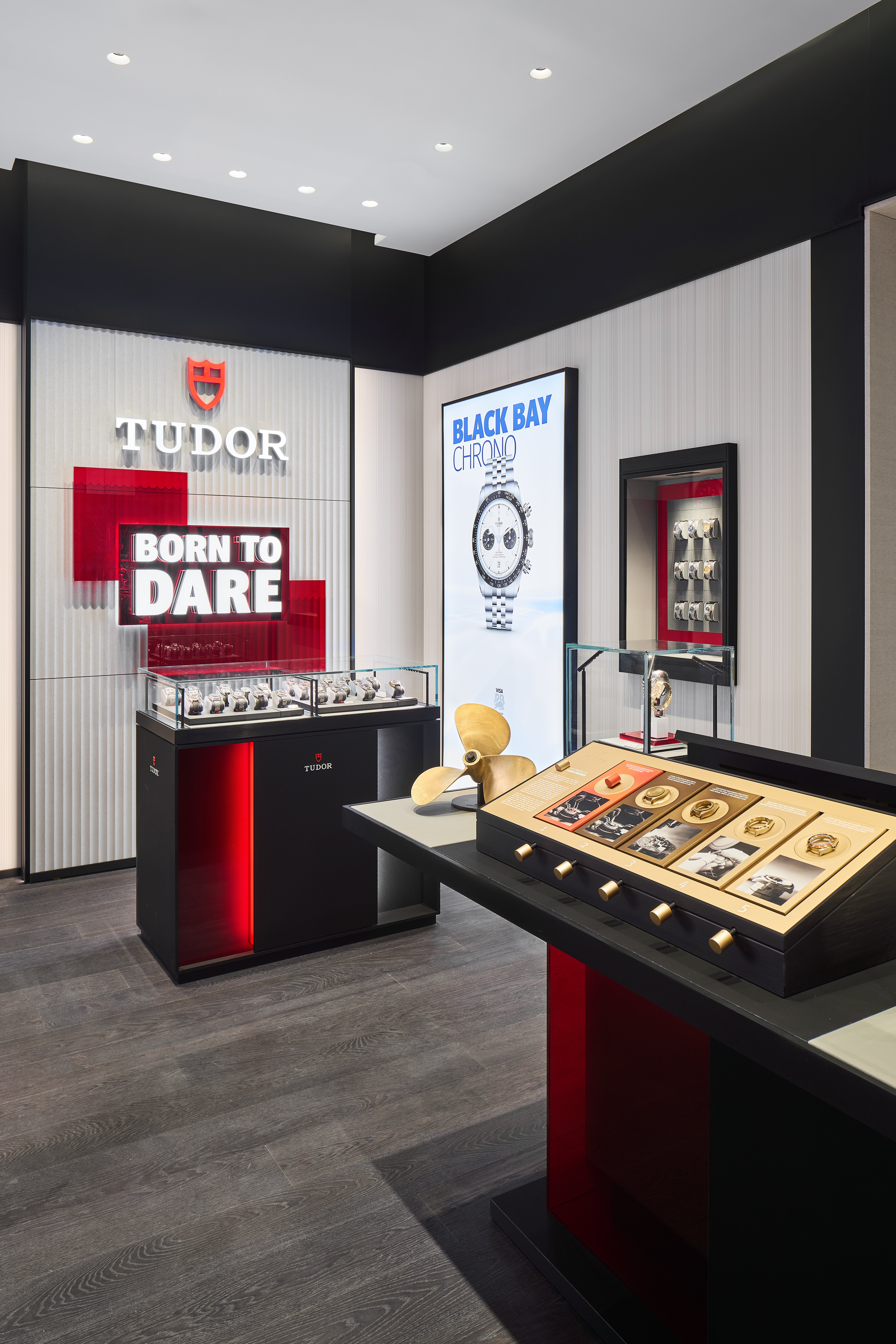 Tudor Royal de Versailles