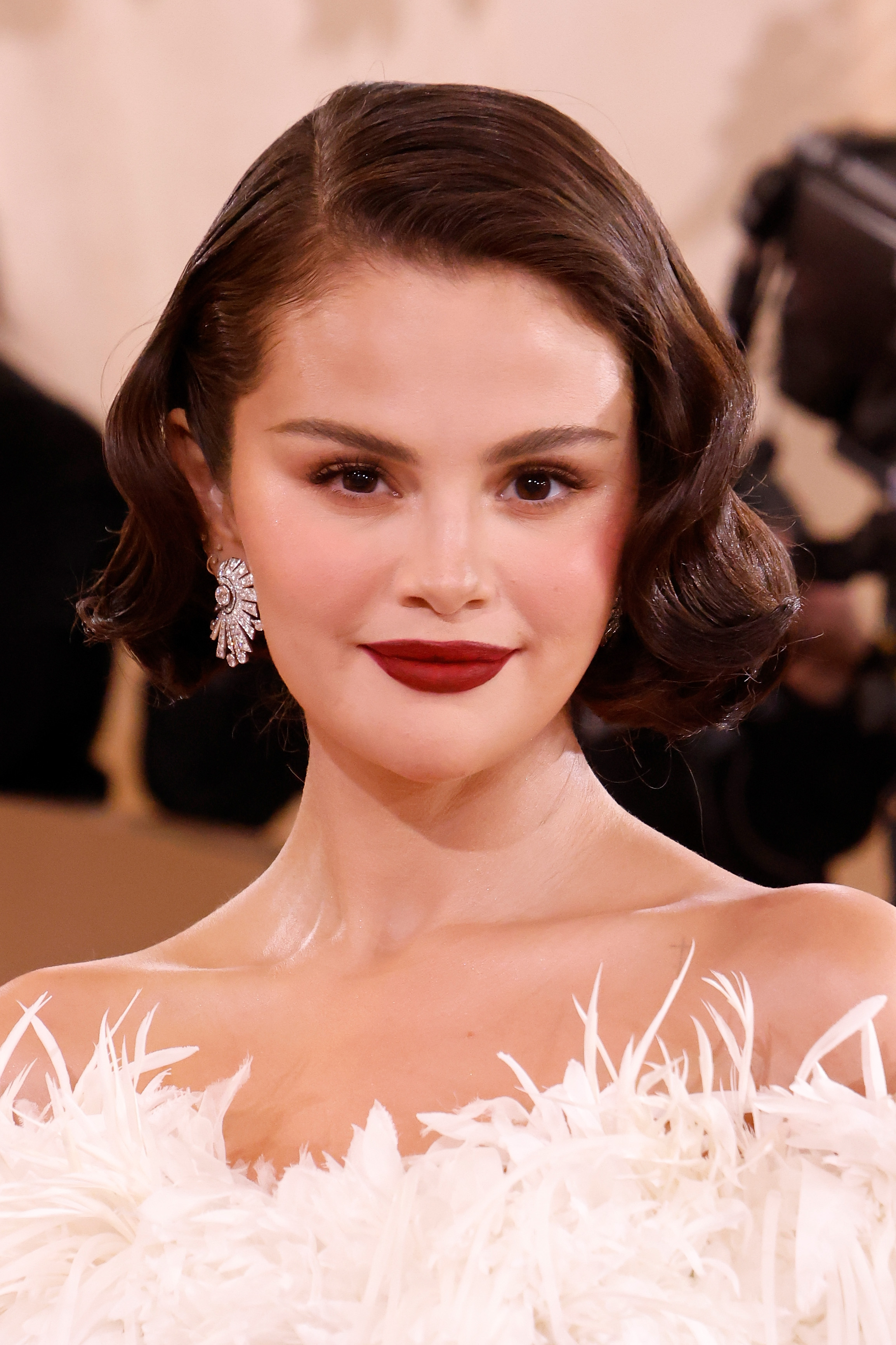 Golden Globes best beauty looks: selena gomez
