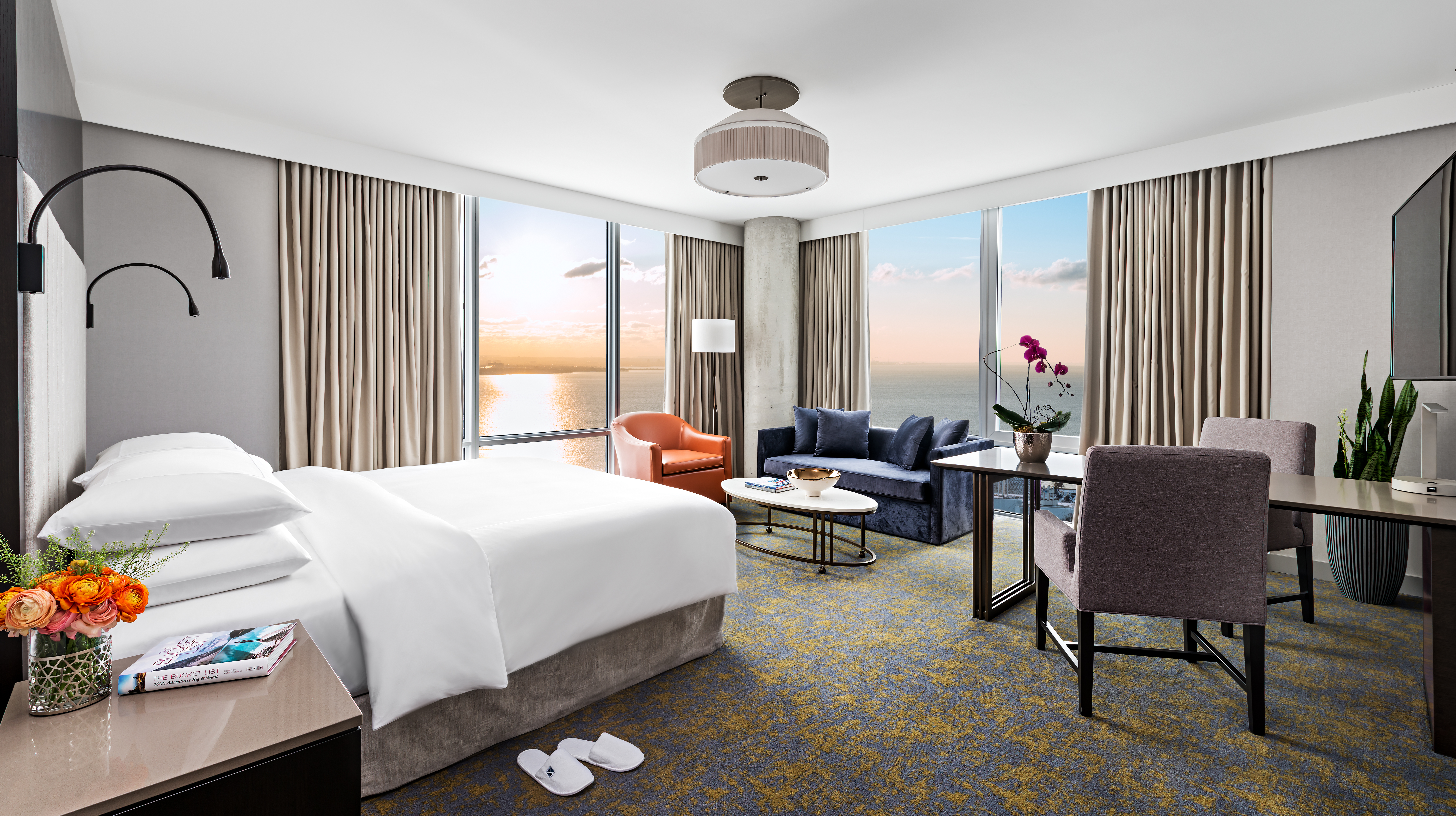 X Hotel