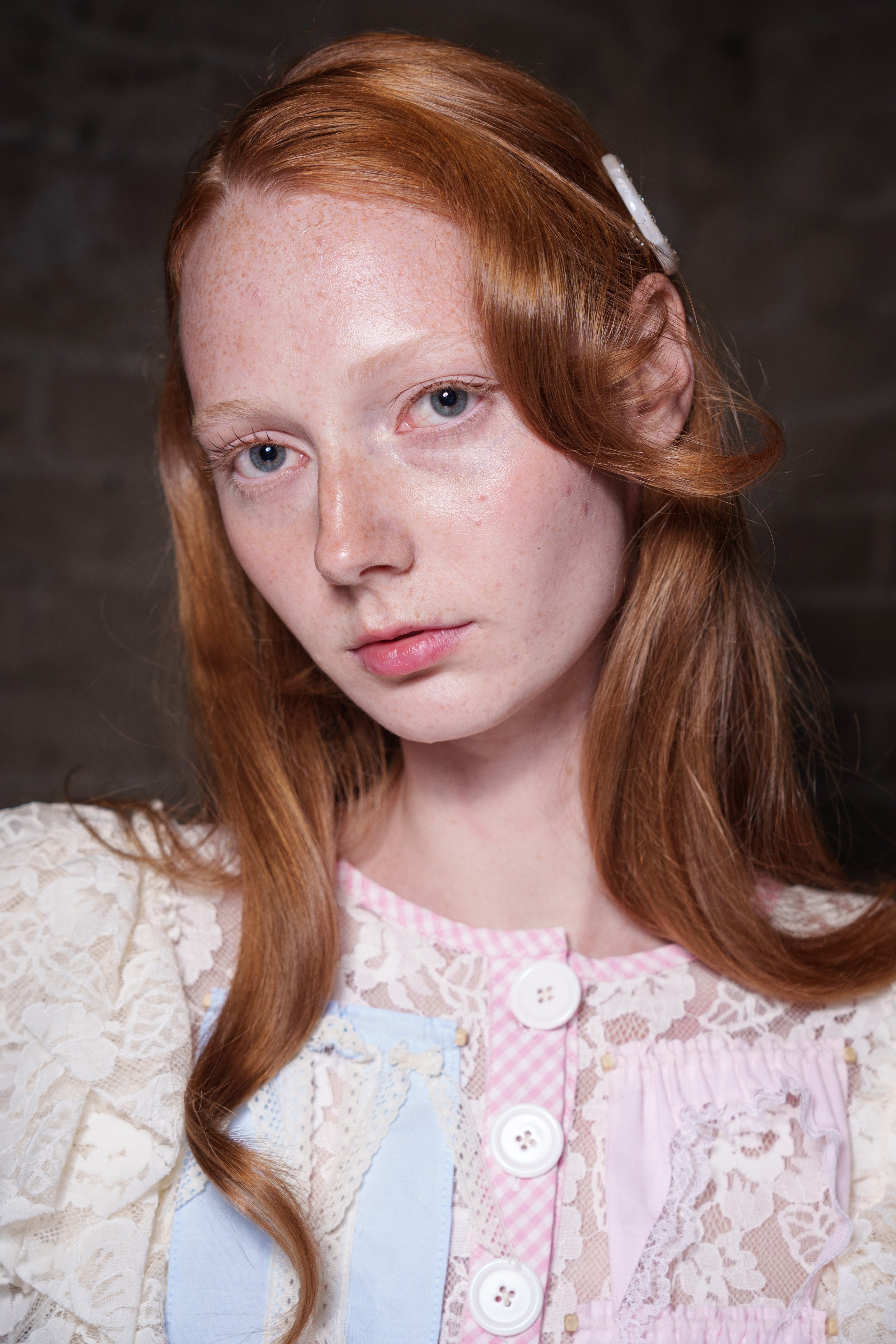 Spring 2026 Beauty Trends, Glowy Skin
