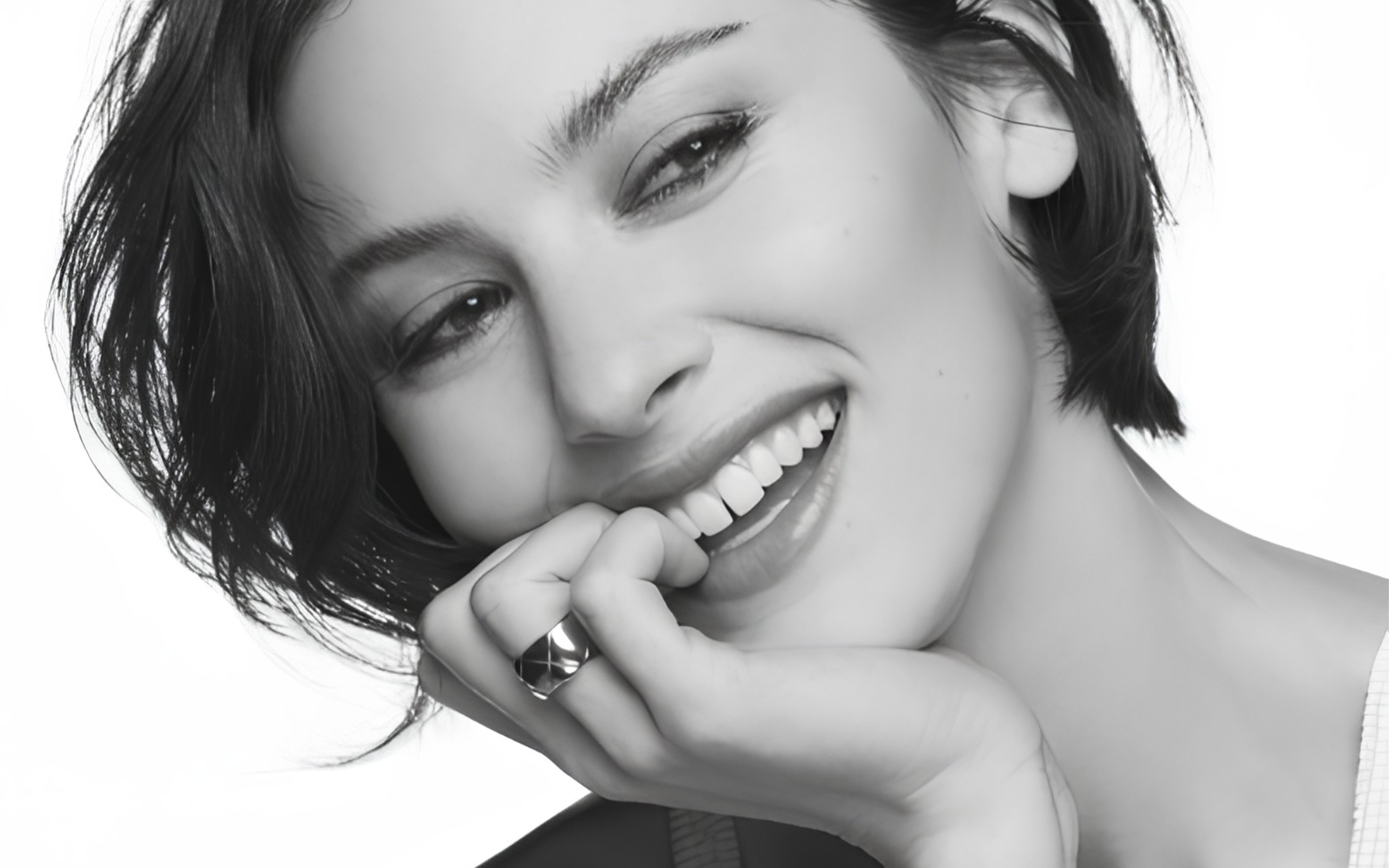 Chanel’s Coco Mademoiselle Gets a New Chapter with Gracie Abrams as Its Newest Face + More Beauty News
